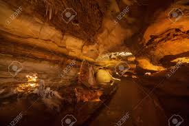 Vista Interior Da Caverna Da Caverna Do Espaço Interno Em Georgetown, Texas  Foto Royalty Free, Gravuras, Imagens e Banco de fotografias. Image 178480270