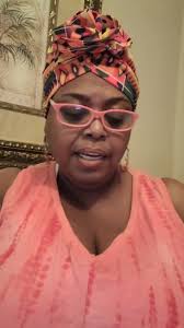 Slicing up more Heavenly pound cake