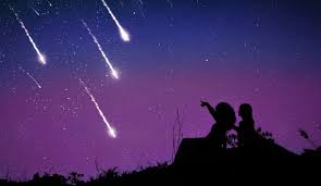 Una vasta collezione di bellissime nuove immagini e cartoline con auguri di buona notte. Le Stelle Cadenti Quest Anno Saranno Piu Belle E Brillanti Che Mai Complice La Luna