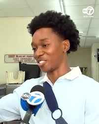 25-yo Brandon "Don" Hollingsworth opened his own laundromat in Queens  Village, following in his parents’ footsteps. He sold sneakers to make  payments and used their lessons to build his dream. This ...