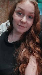 How to gain confidence and self-love as a plus-size woman?