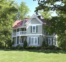 Vrbo Com 689970 Maxwell House 1 Bedroom 1 Bath With Living Room Kitchen In Victorian Home Maxwell House Victorian Homes House