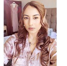 Hi mamas, my son is starting his first day of kindergarten next Friday and  I'm an absolute nervous wreck just thinking about everything and anything  that can happen. He's