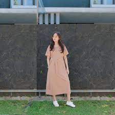 Her birth sign is aries and her life path number is 9. Tiru 5 Weekend Outfit Ala Dokter Muda Indah Kusuma Stylish Banget Semua Halaman Cewekbanget