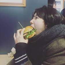 Suzy Burger Gadis Swag Aktris Kecantikan