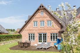 Ein traumhafter sandstrand hinter den dünen, eine tolle lage an der polnischen ostsee und urige dörfer in westpommern. Ferienhauser Luxuriose Ferienhauser Und Ferienwohnungen Auf Sylt Luxuriose Ferienhauser Und Ferienwohnungen Auf Sylt