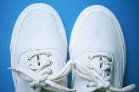 Los Mejores Tips Para Lavar Tenis Blancos De Tela Lavar Tenis Blancos Tenis Blancos Como Blanquear Tenis