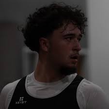 Malachi Bennett (@3ennetthooper)