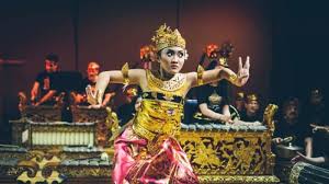 Dari namanya mungkin terdengar aneh bukan? 150 Tarian Daerah Tradisional Nusantara Beserta Daerah Asalnya