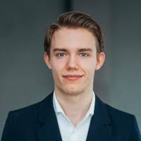 700+ Profile mit dem Suchbegriff „Adrian“