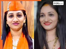 BJP नेता दीपिका पटेल की आत्महत्या पर गुजरात में मचा बवाल, दोस्त को फोन कर  कहा था- 'बहुत तनाव में हूं...'