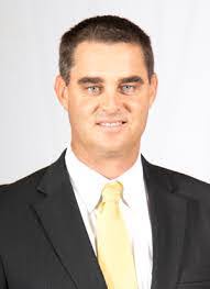 Dennis Lahr's Instagram, Twitter & Facebook