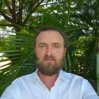 600+ "Lee Hill" profiles