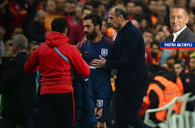 Arda turan, corona virüs testi pozitif çıkan eski hocası fatih terim hakkında fatih terim'in yeri her zaman çok ayrıdır. Fatih Altayli Arda Turan Basaksehir E Fatih Terim E Ders Olsun Diye Getirildi