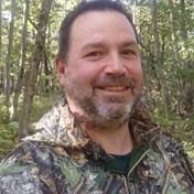 Alex Benko's Instagram, Twitter & Facebook