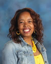 Lynette Gross's Instagram, Twitter & Facebook