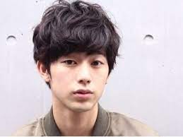 カッコ良い彼氏 メンズの隣を歩きたい して欲しい髪型が見つかる男子ヘアカタログ20選 男性の髪 メンズ ヘア パーマ メンズ ヘアスタイル