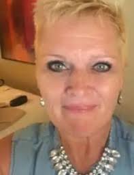 Angela Moffatt's Instagram, Twitter & Facebook