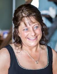 Mary Welter's Instagram, Twitter & Facebook