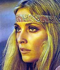 On vous dit tous les secrets de. 64 Idees De Coiffure 1970 En 2021 Coiffure Coiffures 1970 Coiffure Annee 70