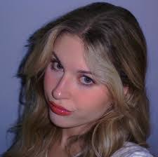 Marisa Massaro's Instagram, Twitter & Facebook