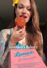 Leonard’s Bakery: A Taste of Hawaii’s Malasadas