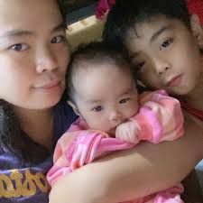 Puhunan ng pillow 9.40 tapos my magrereklamo bakit daw 11 benta ko eh 10  lng daw da iba...sabi ko don kna lng sa sinasabi mong 10 di ako  nagpakapagod dto para lang