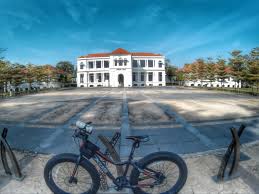 Muzium sultan abu bakar ) bir olduğu müze içinde pekan, pahang , malezya. Muzium Sultan Abu Bakar Pekan Pahang Malaysia Pahang House Styles Mansions