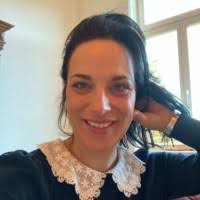 80+ perfiles de «Bodemann»