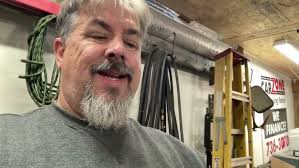 The F100 called Casper goes testing and gets a race with "DEBO" in  Mexico...