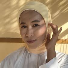 Luxcrime Slim Triangle Precision Brow Pencil