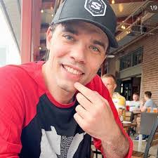 Mark Jackman's Instagram, Twitter & Facebook