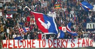 La tour eiffel le 27 novembre 2008, avant le match de coupe de l'uefa opposant derry city (irlande) au psg. Histoire Du Psg On Twitter Welcome To Derry S Fans Psg Derry City 2006 07 2 0 Atks Http T Co Otxkfngk38