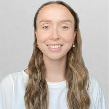 Was well worth the wait! Although a year late due to Covid, this summer I  got to celebrate my First Class Honours degree in Textiles at my graduation  with Arts University Bournemouth,