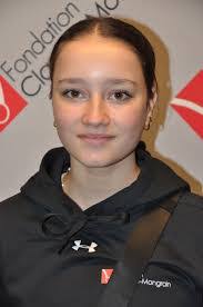 Elizabeth Pilon's Instagram, Twitter & Facebook