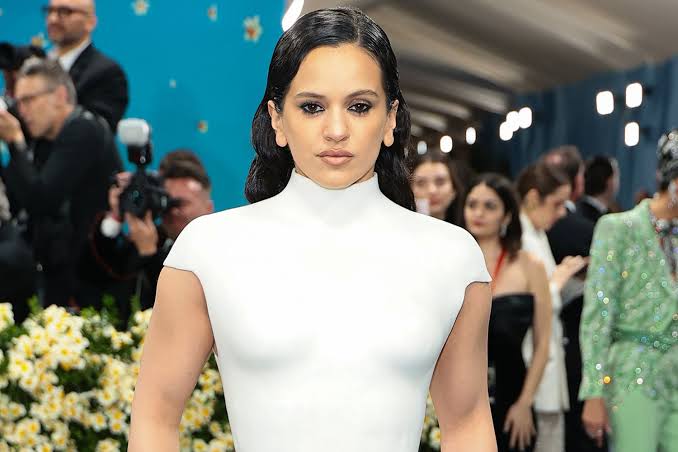 Rosalía Dons White Sculpted 'Mannequin' Gown for the 2025 Met Gala