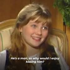 It's weird, I'm 12 and he's 31..."" Kirsten Dunst didn't know how to defend  herself against the inappropriate questions about her kiss with Brad Pitt.  At that moment, the young actress responded