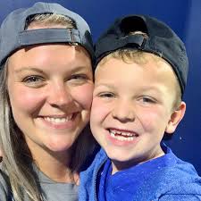 Momtravelsandhacks added a new photo.