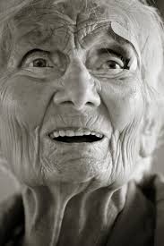 La Critique Est Aisée Et L Art Est Difficile Retiens Juste Une Chose La Critique Est Aisee L Art Est Difficile Et Tu N Est Ni Un Bon Auteur Ni Un Arti Caras Interesantes Fotos De Rostro Retratos