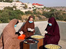 However, there are some sunnah which every muslim should follow while celebrating this great festival. Eid Al Adha 2020 Muslims Around The World Celebrate With Family And Feasts News Photos Gulf News