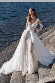 Appliques Lace Sheath Wedding Dress With Tulle Train In 2020 Sheath Wedding Dress Lace Making A Wedding Dress Wedding Dresses