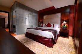 فندق اوبير الرياض Sur Twitter Muhammed999505 يوجد جناح مع جاكوزي لحجوزات الغرف والاجنحة الخاصة والتجهيزات واتس او اتصال ج 0506309063 نتشرف بك