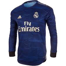 It's exciting being a devout real madrid fan, and you'll be the biggest one around in this adidas jersey, featuring crisp team graphics. 2019 20 Adidas Real Madrid Away L S Authentic Jersey Soccerpro Real Madrid Madrid Real Madrid Players