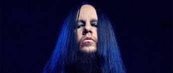 The former drummer of us heavy metal band slipknot, joey jordison, has died at the age of 46. Bxtjtxzj2lrddm