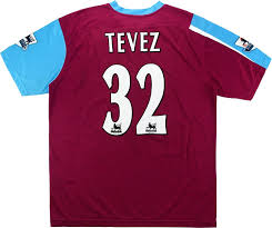 As west ham enter a new campaign at the london stadium, cheer the hammers on throughout the 20/21 season with their brand new kit by umbro. 2006 07 West Ham Home Shirt Tevez 32 Excellent M Classic Retro Vintage Football Shirts