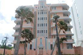 Autoridades realizan operativo de búsqueda y rescate. Edificio Miami Miami Building Condado Mapio Net