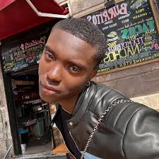 Hi 👋🏿 Been lost in Barcelona for awhile.