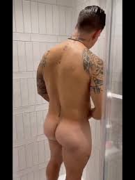 Muscle gay Cesar Soto - BoyFriendTV.com