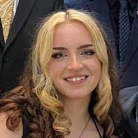 Mia Carver's Instagram, Twitter & Facebook