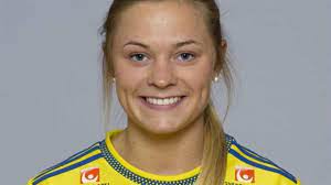 In the 2012 season, she played for the club in division three and scored 38 goals to finish as. Rayld Baegivgm